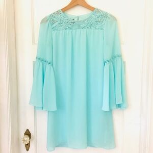 Amy Byer Girls' Bell Sleeve A-line Dress with Lace Mint Blue Boho Shift Size 16